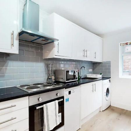Modern Split Level 1 Bedroom Flat In Aldgate London Exterior foto